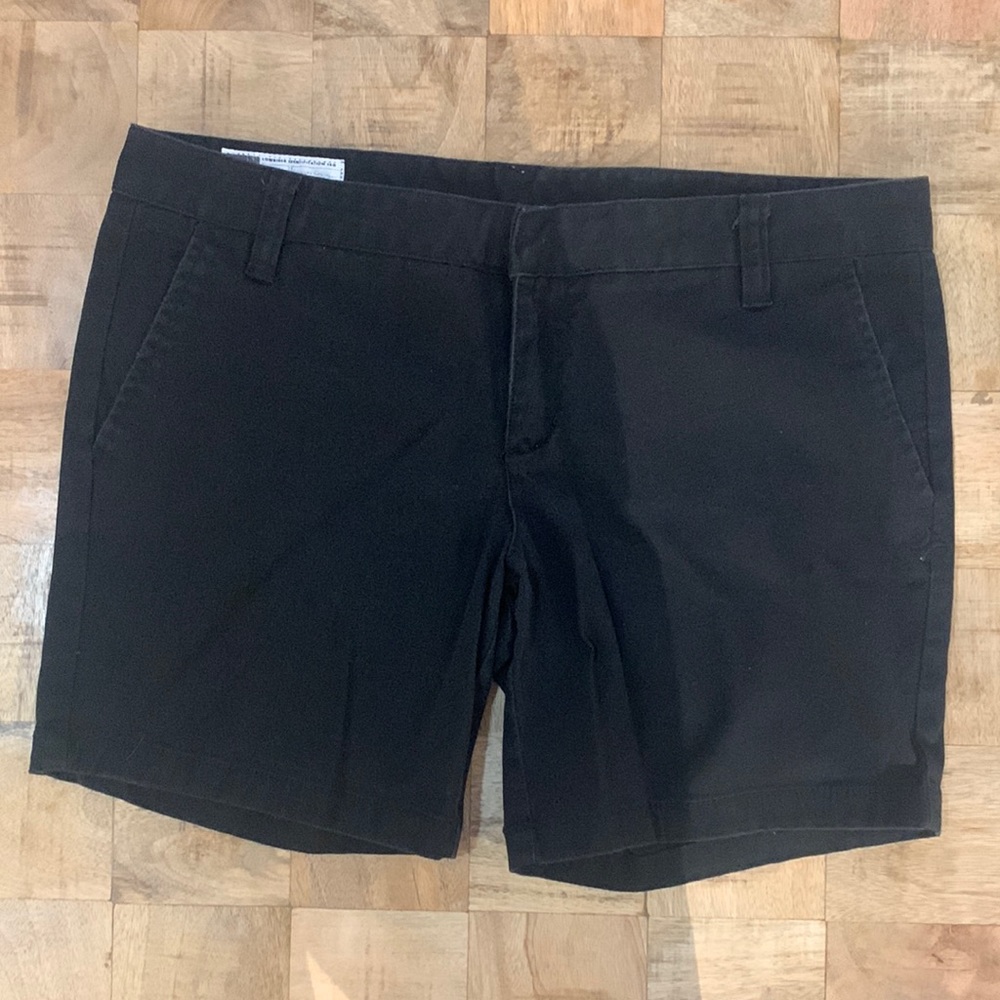 Juniors Hurley shorts.  Woven.  6” inseam.